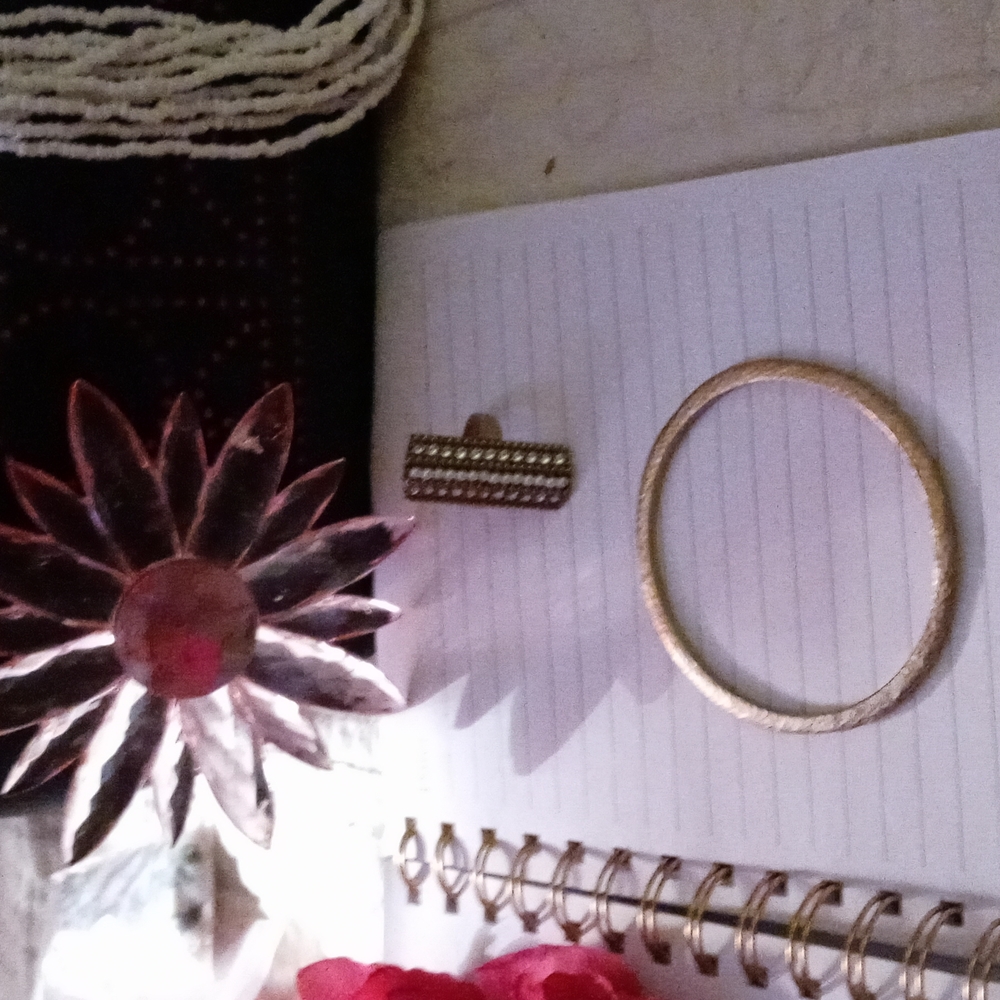 Woman's Bracelet Set